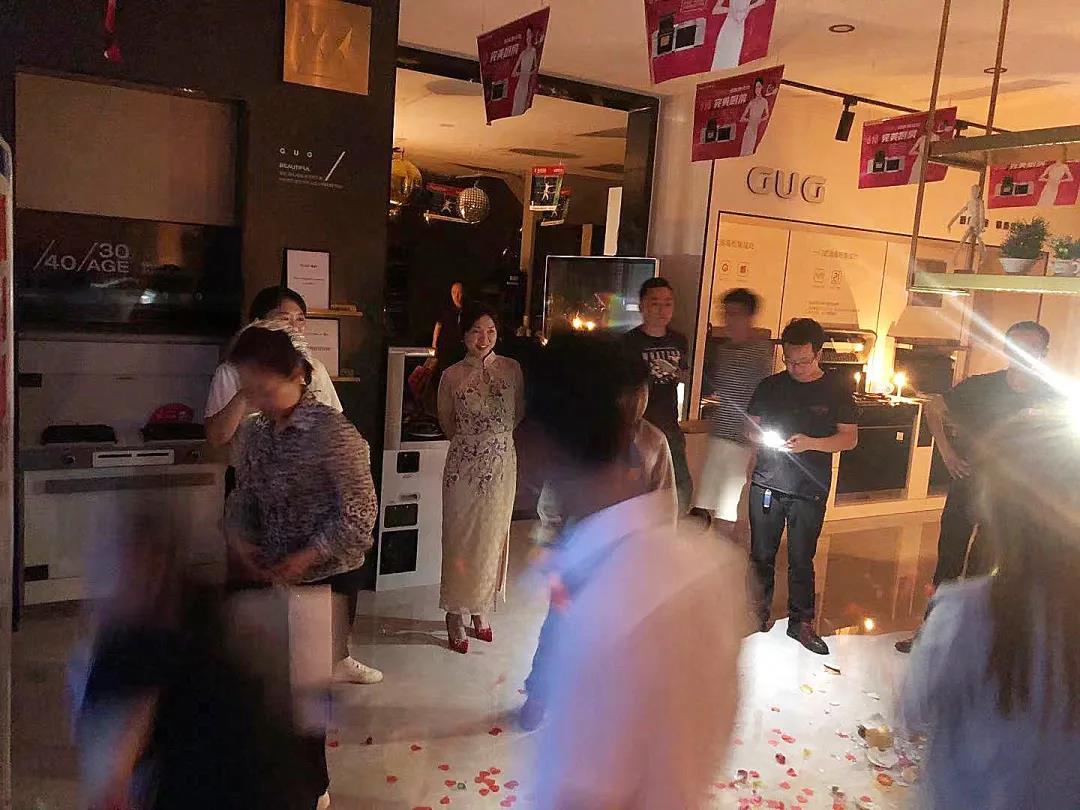 佳歌集成灶成都龍泉專賣店618嗨購夜圓滿收官！