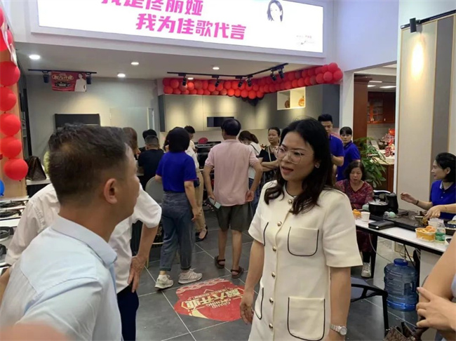 【喜報】佳歌集成灶廣東茂名專賣店盛大開業(yè)！現(xiàn)場成交30單！